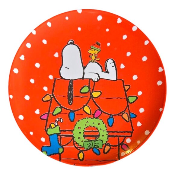 Snoopy and Woodstock Christmas Plate Red Plastic Peanuts Gibson 2010 Dishware - Picture 1 of 10